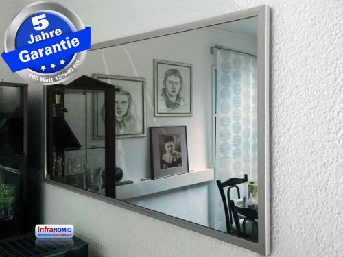 Infrarot Spiegelheizung 700 Watt mit Rahmen M23 Raumansicht