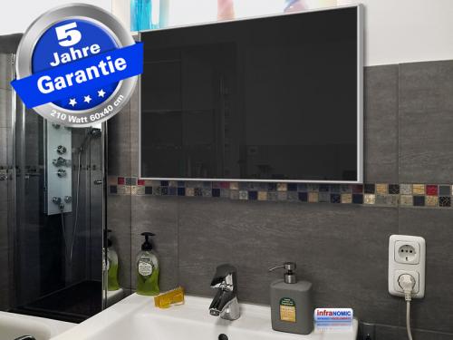 Infrarotheizung schwarz Spiegelheizung Bad 210 Watt 60x40 M10